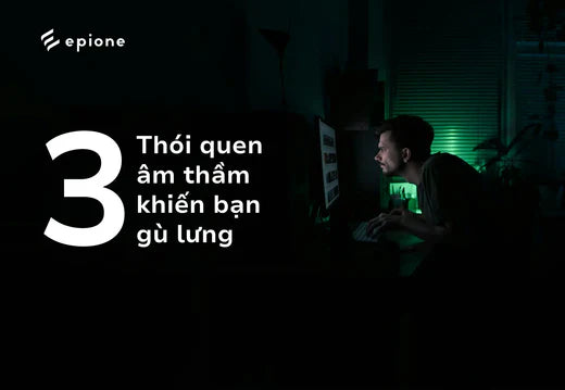 3 tói quen khiến bạn gù lưng khi làm việc