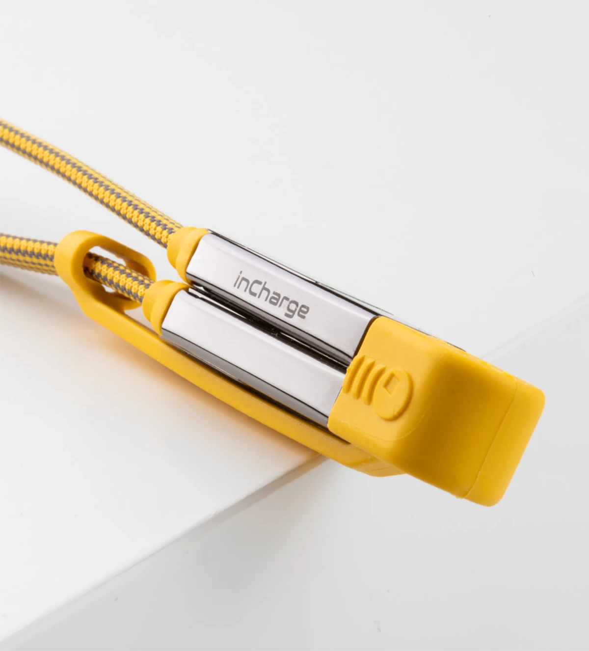 nắp đậy cao su trên incharge XL