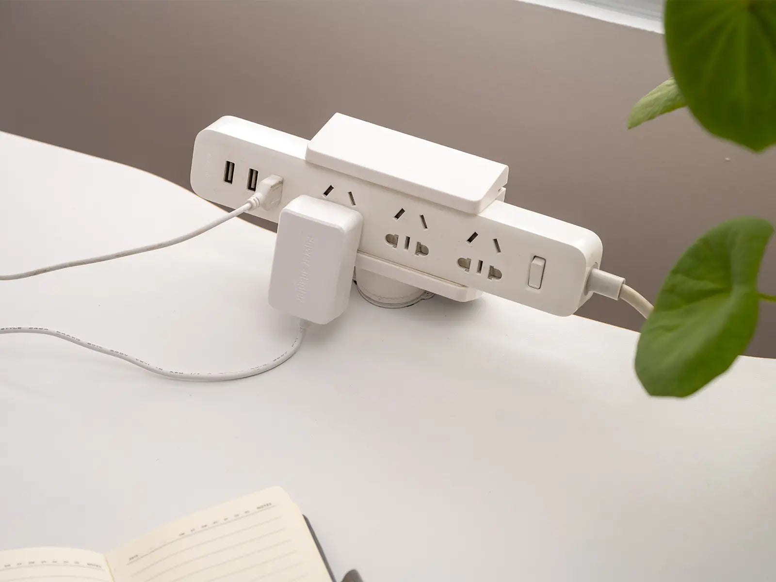 Sắp xếp dây điện gọn gàng Epione PowerClamp